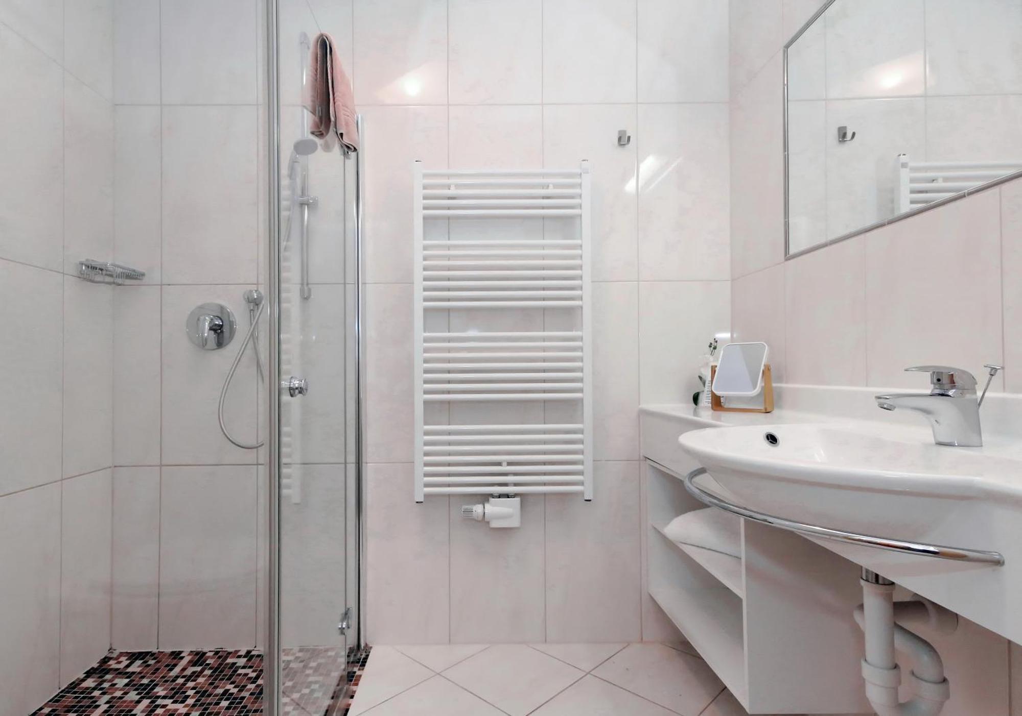 Gasthof Hotel Schermer Bad Häring 외부 사진